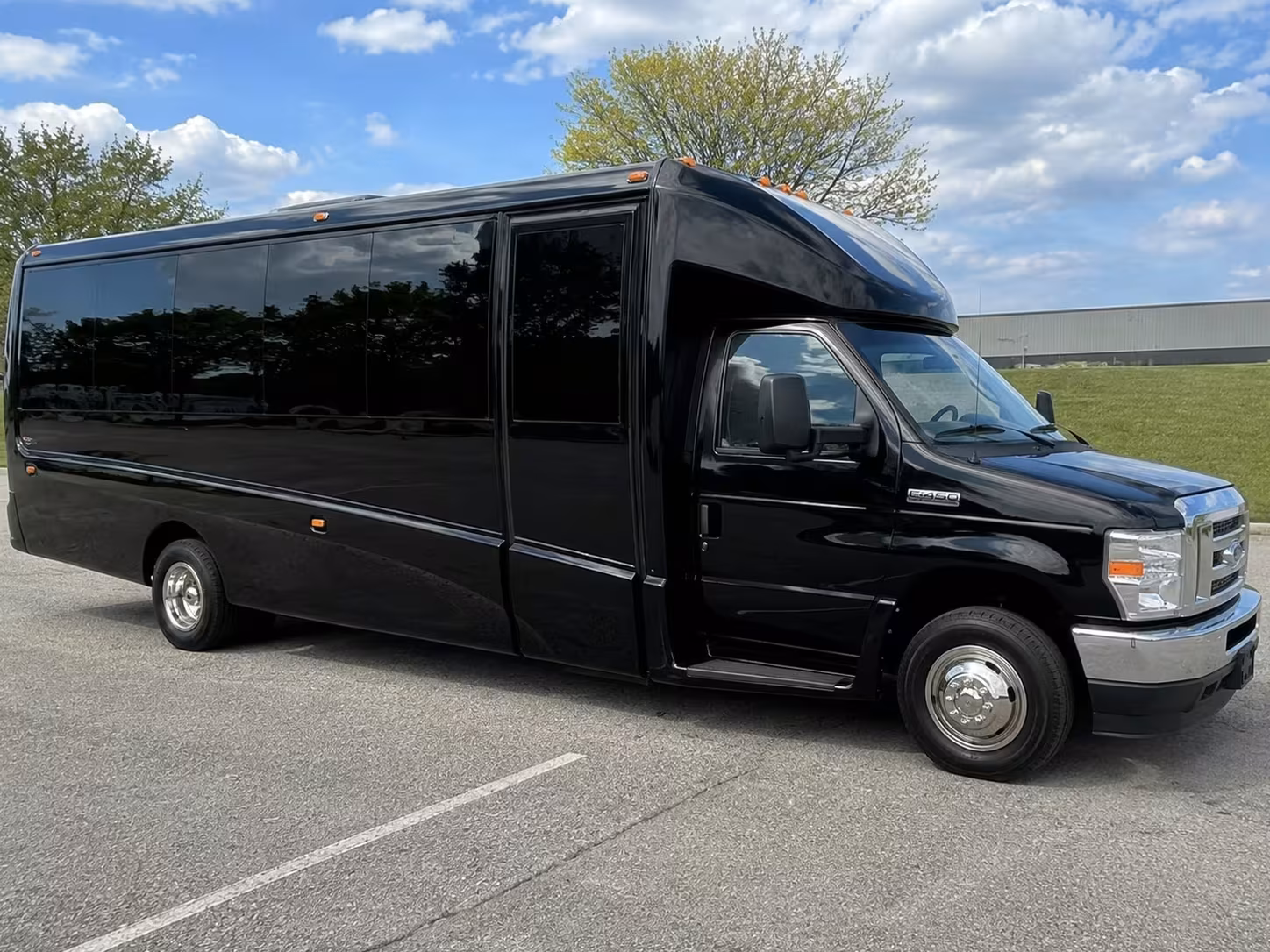 15 passenger minibus