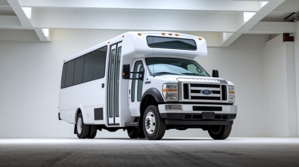 15 passenger minibus south jordan